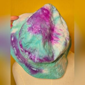 Source Unknown Tie-Dye Bucket Hat - Purple and Blue